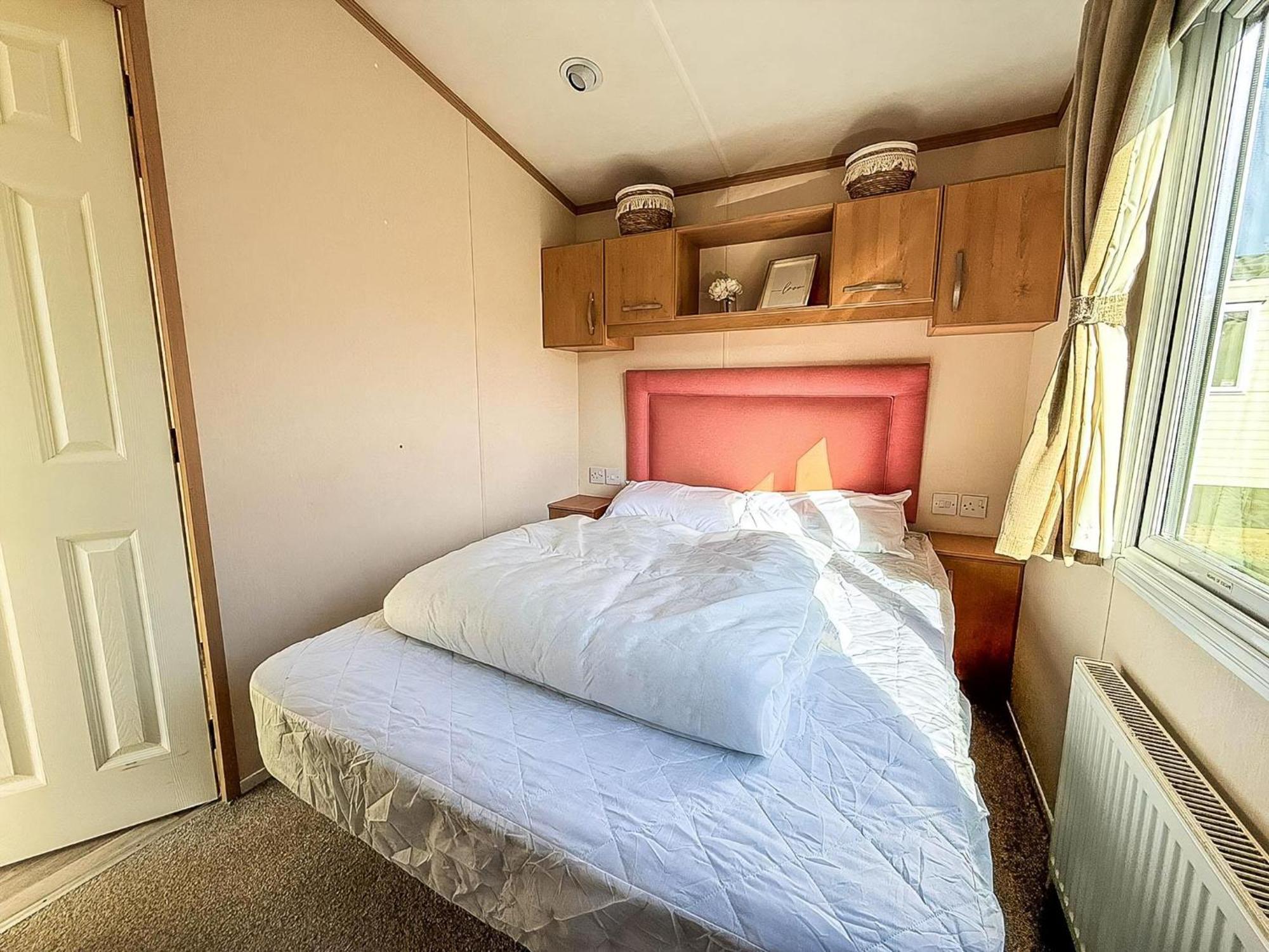 Lovely 6 Berth Caravan For Hire At Manor Park In Hunstanton Norfolk Ref 23044S Eksteriør billede