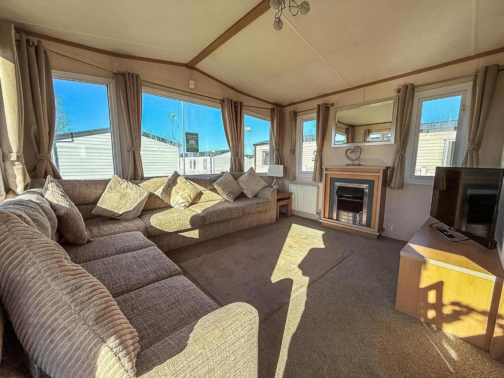 Lovely 6 Berth Caravan For Hire At Manor Park In Hunstanton Norfolk Ref 23044S Eksteriør billede